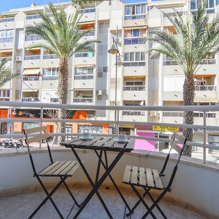 Apartment Au Coeur De Torreveija *